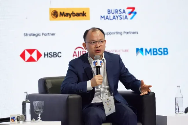 xTransfer CEO Bill Deng discussing how stablecoins could transform cross-border payments and global business transactions